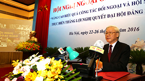 Tổng Bí thư Nguyễn Phú Trọng phát biểu chỉ đạo Hội nghị.