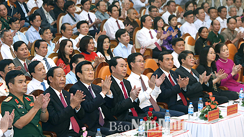 Chủ tịch nước Trần Đại Quang và các đại biểu tham dự buổi lễ. Ảnh: Nhan Sáng - TTXVN