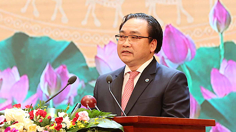 Đồng chí Hoàng Trung Hải, Uỷ viên Bộ Chính trị, Bí thư Thành uỷ Hà Nội đọc Diễn văn kỷ niệm.