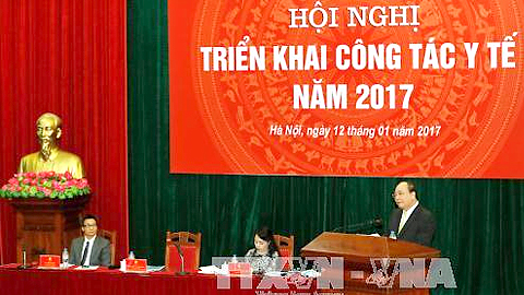 Thủ tướng Nguyễn Xuân Phúc dự và phát biểu tại Hội nghị Triển khai nhiệm vụ công tác y tế năm 2017. Ảnh: Thống Nhất/TTXVN 
