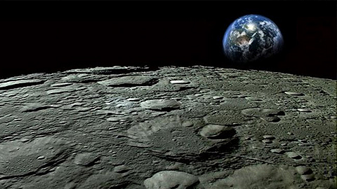 Tuổi của mặt trăng là 4,51 tỷ năm.