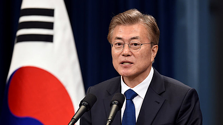 Tổng thống Hàn Quốc Moon Jae -in - Ảnh: Reuters