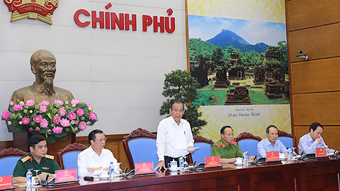 Phó Thủ tướng Thường trực Chính phủ Trương Hòa Bình chủ trì hội nghị trực tuyến toàn quốc của BCĐ 389 quốc gia. 