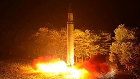 Tên lửa đạn đạo liên lục địa Hwasong-14 được Hãng thông tấn trung ương Triều Tiên KCNA công bố ngày 29-7-2017.