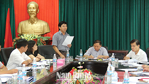 Đồng chí Trần Văn Chung, Phó Bí thư Thường trực Tỉnh ủy, Chủ tịch HĐND tỉnh phát biểu tại buổi giám sát.