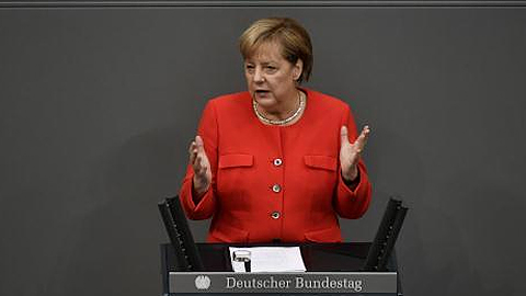 Thủ tướng Đức Angela Merkel trong cuộc họp Hạ viện ở Berlin ngày 5/9. Ảnh: AFP/TTXVN