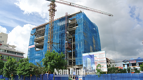 Dự án toà nhà Viettel Nam Định tại Khu đô thị Hòa Vượng (TP Nam Định) sử dụng vật liệu xây dựng là gạch xi măng cốt liệu.