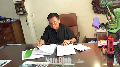 Cựu TNXP Nguyễn Xuân Tập, ở số 18, phố Máy Tơ, phường Ngô Quyền (TP Nam Định) làm giàu từ kinh doanh vận tải du lịch.