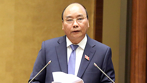 Thủ tướng Nguyễn Xuân Phúc trả lời chất vấn trước Quốc hội. 