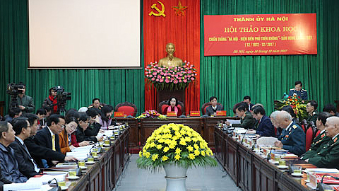 Phó Bí thư Thường trực Thành ủy Hà Nội Ngô Thị Thanh Hằng chủ trì hội thảo.