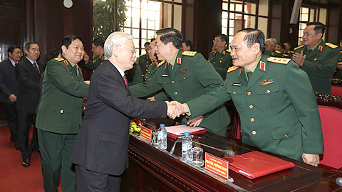 Tổng Bí thư Nguyễn Phú Trọng với các đại biểu dự hội nghị.