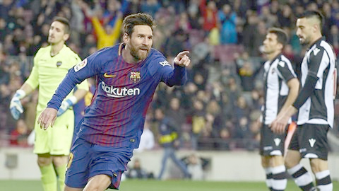 Messi cùng với Suarez và Paulinho lần lượt lập công đem về chiến thắng cho Barca