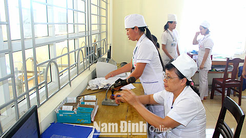 Bệnh viện Đa khoa Nghĩa Hưng nâng cao chất lượng khám chữa bệnh BHYT.