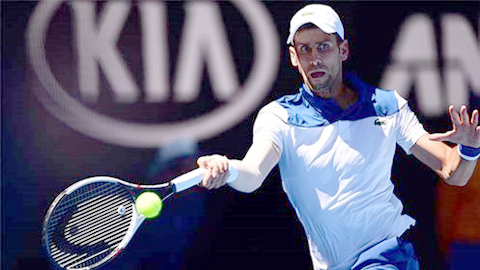 Dù gặp một chút khó khăn nhưng cuối cùng Novak Djokovic cũng lội ngược dòng thành công.