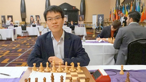 Đại kiện tướng Lê Quang Liêm ghi dấu mốc mới cho cờ vua Việt Nam khi lọt vào top 20 thế giới với tổng điểm elo 2735,8.