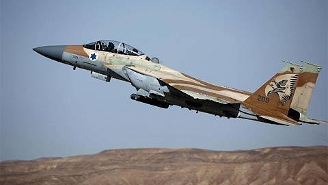 Máy bay chiến đấu F-15 của Israel trong buổi tập luyện tại căn cứ không quân Ovda tại miền nam Israel. (Ảnh: Reuters)