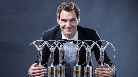 Federer vượt qua “huyền thoại điền kinh” Usian Bolt để lần thứ năm trở thành VĐV xuất sắc nhất thế giới.