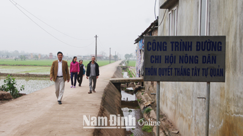 Tuyến đường tự quản do chi Hội Nông dân thôn Quyết Thắng Tây, xã Yên Phú đảm nhận.