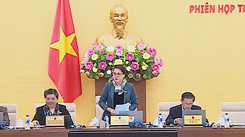 Chủ tịch Quốc hội Nguyễn Thị Kim Ngân chủ trì và phát biểu khai mạc phiên họp thứ 22 của Ủy ban Thường vụ Quốc hội.