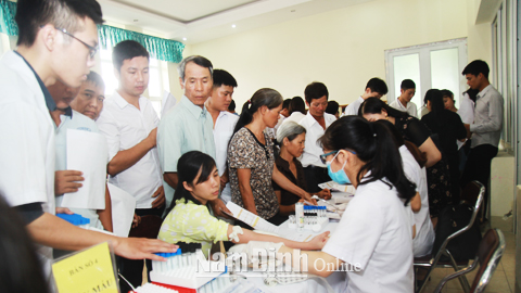 Trung tâm Dân số - KHHGĐ Thành phố Nam Định tổ chức truyền thông lồng ghép SKSS-KHHGĐ.