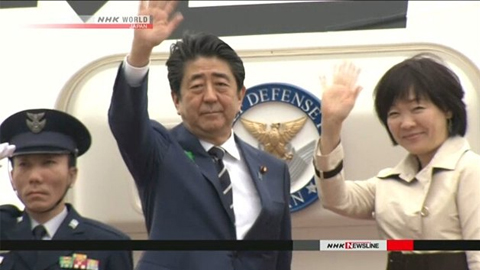 Thủ tướng Nhật Bản Shinzo Abe và phu nhân. (Ảnh: NHK)