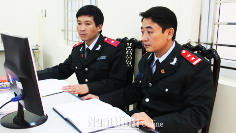 Cán bộ Thanh tra tỉnh rà soát, phân loại đơn KNTC, kiến nghị, phản ánh của công dân.