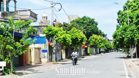 Tuyến kênh hở đường Đinh Bộ Lĩnh, phường Ngô Quyền đã được cải tạo thành đường, góp phần tăng cường năng lực thoát nước ngập lụt ở phố Hàng Thao, Máy Tơ.