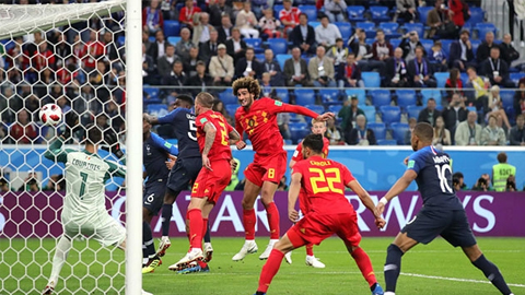 Tình huống ghi bàn của trung vệ Samuel Umtiti mang về chiến thắng cho đội tuyển Pháp. 