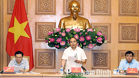 Thủ tướng phát biểu tại phiên họp lần thứ nhất Ban Chỉ đạo quốc gia cơ cấu lại nền kinh tế. Ảnh: Thống Nhất - TTXVN