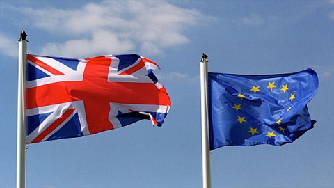 Vòng đàm phán mới giữa Anh và EU sẽ tập trung thảo luận về các giải pháp cho ấn đề biên giới Ireland. Ảnh: dailymail.co.uk