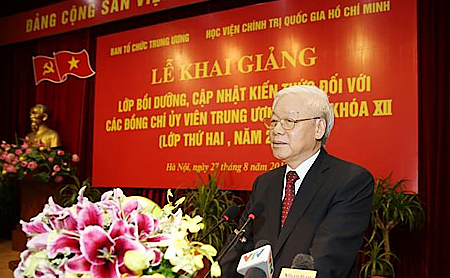 Tổng Bí thư Nguyễn Phú Trọng phát biểu khai giảng Lớp bồi dưỡng  