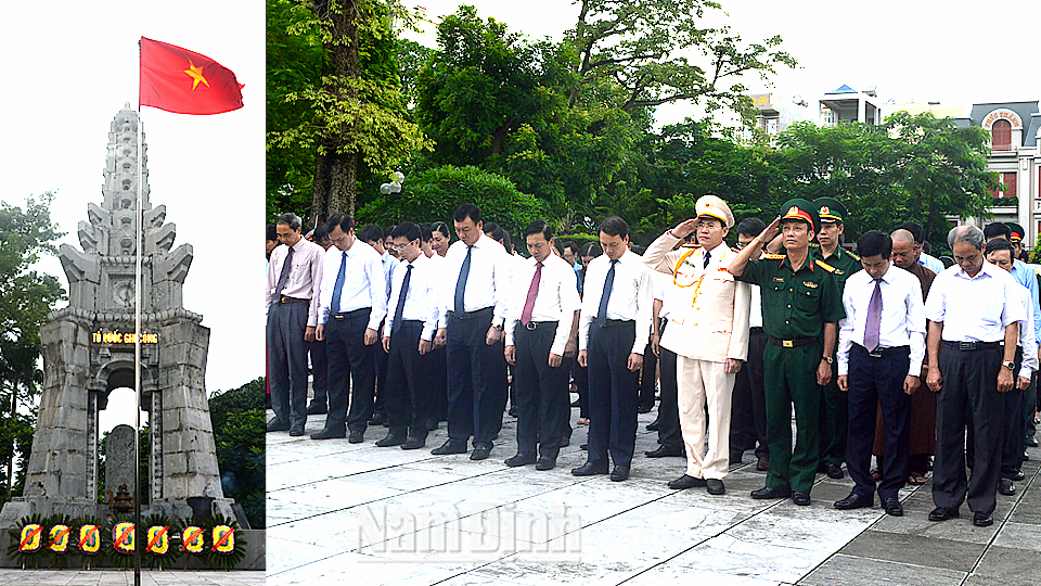 Các đồng chí lãnh đạo tỉnh và Thành phố Nam Định dâng hương, đặt vòng hoa viếng các liệt sĩ tại Đài tưởng niệm các Anh hùng Liệt sĩ tỉnh.  