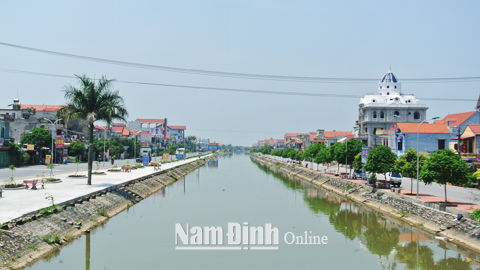 Tuyến đường tây sông Múc tại Thị trấn Yên Định (Hải Hậu).