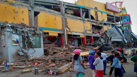 Indonesia vẫn đang khắc phục hậu quả do động đất, sóng thần gây ra trên đảo Sulawesi. (Ảnh: Reuters)