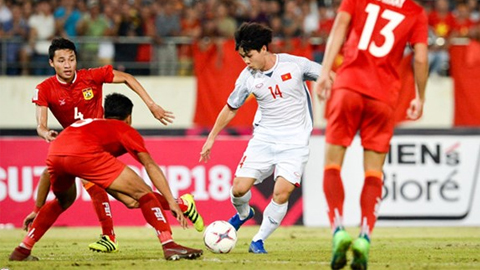 Công Phương mở tỷ số trận đấu cho đội tuyển Việt Nam. 
