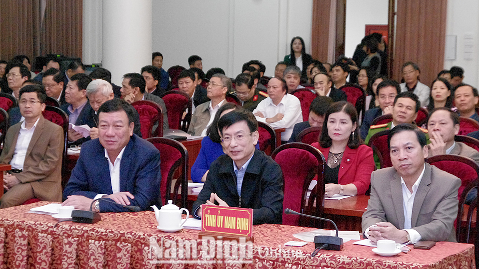 Các đại biểu tham dự hội nghị tại điểm cầu tỉnh Nam Định.
