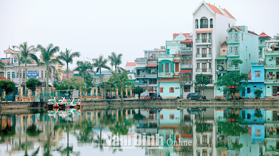 Một góc Thị trấn Ngô Đồng. Ảnh trang này của Việt Thắng