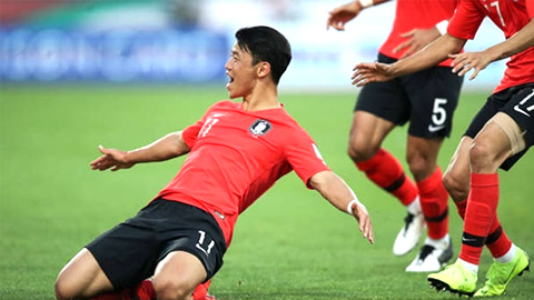 Dù khó khăn, nhưng ĐT Hàn Quốc vẫn tìm được bàn thắng. 