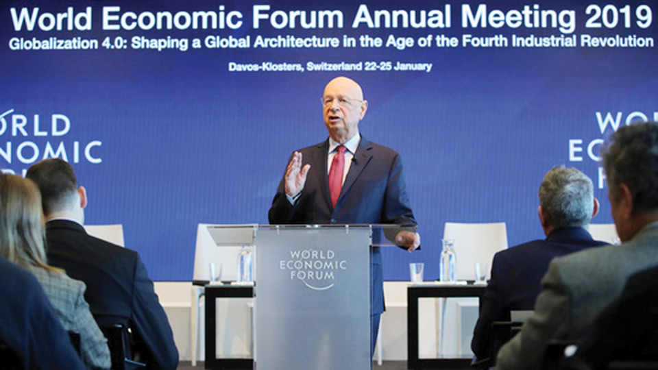 Người sáng lập và Chủ tịch điều hành Diễn đàn Kinh tế Thế giới (WEF), ông Klaus Schwab phát biểu tại họp báo về Diễn đàn Davos 2019, diễn ra ngày 15-1 tại Geneva (Thụy Sĩ).  Ảnh: Internet