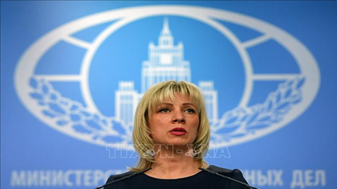 Người phát ngôn Bộ Ngoại giao Nga Maria Zakharova tại cuộc họp báo ở Moskva. Ảnh: AFP/TTXVN