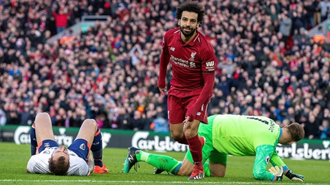 Salah ghi bàn trong sự bất lực của thủ môn và hậu vệ bên phía Bournemouth. 