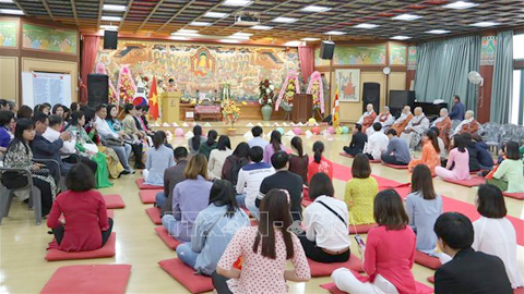 Quang cảnh Lễ cầu an của Hội Phật tử Việt Nam tại Hàn Quốc ở chùa Phụng Ân