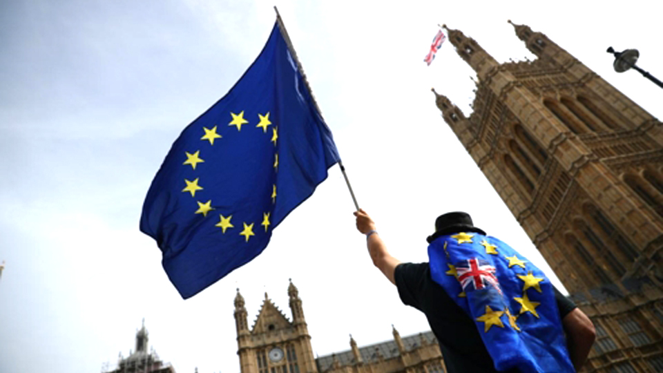 Chính phủ Anh ngày 7-4 để ngỏ khả năng thỏa hiệp với Công đảng đối lập nhằm tìm kiếm sự ủng hộ tại Quốc hội để rời Liên minh châu Âu với một thỏa thuận. Ảnh: Reuters