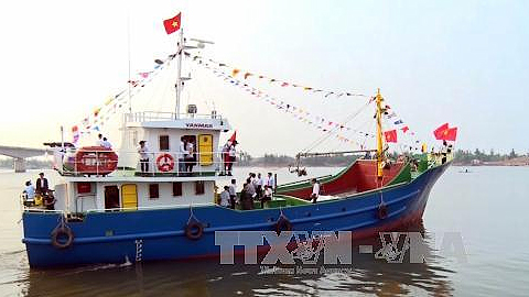 Một tàu vỏ thép theo Nghị định 67 được đưa vào hoạt động khai thác thủy hải sản tại Quảng Trị. Ảnh: Trần Tĩnh/TTXVN