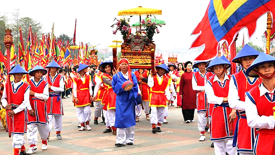 Lễ rước kiệu là một trong những nghi thức chính trong ngày Giỗ tổ Hùng Vương.