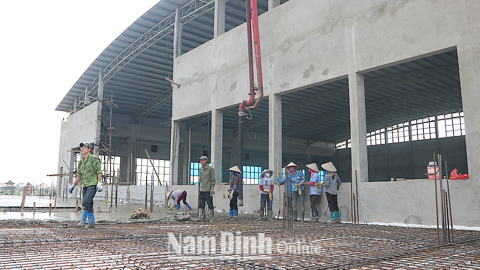 Dự án Khu thể thao trung tâm huyện Xuân Trường đang được đẩy nhanh tiến độ xây dựng.