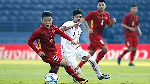 Tiền vệ Quang Hải ở trận đấu gần nhất gặp U23 Myanmar năm 2017.
