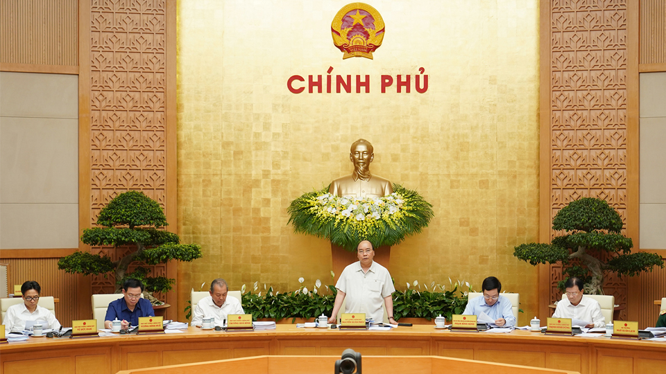 Thủ tướng Nguyễn Xuân Phúc chủ  trì phiên họp Chính phủ thường kỳ tháng 4/2019