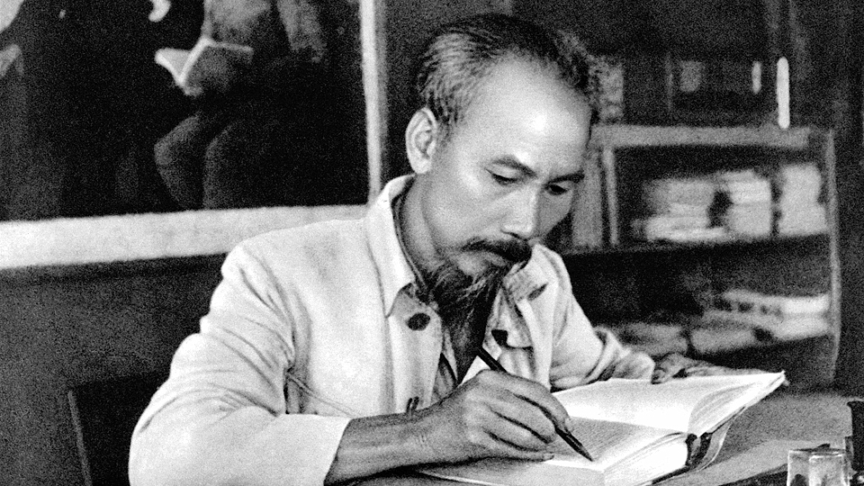 Sinh thời, Chủ tịch Hồ Chí Minh thường xuyên quan tâm đến công tác xây dựng, chỉnh đốn Đảng. Ảnh: Tư liệu