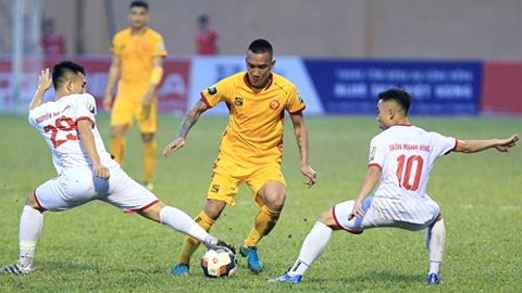 Một pha bóng hay trong trận đội Thanh Hóa thắng đội Dược Nam Hà Nam Định 3-2. 